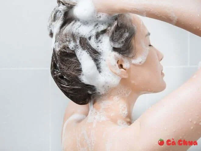 Sử dụng dầu gội dành riêng cho tóc nhuộm